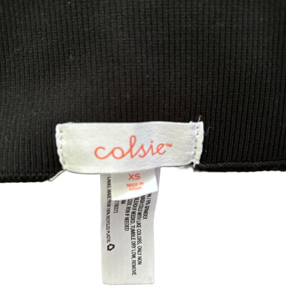 High-Rise Ribbed Black Leggings - Picture 3 of 3